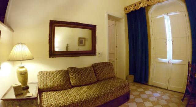 Двухместный люкс с балконом La Perla Hotel Boutique B&B