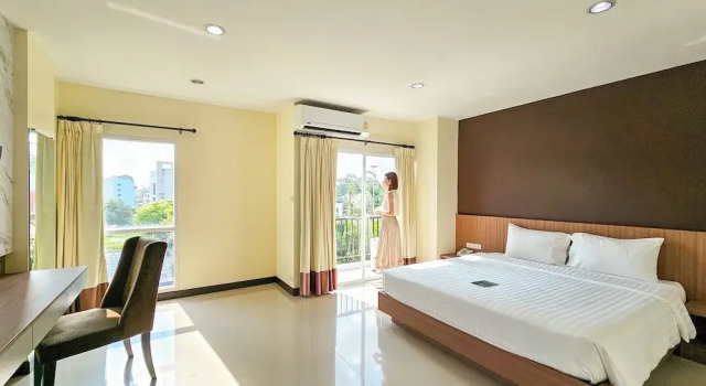Двухместный номер Standard с балконом Phavina Hotel & Grand Boutique Rayong