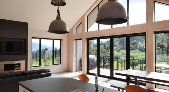 Boo's Bach - Hanmer Springs Holiday Home