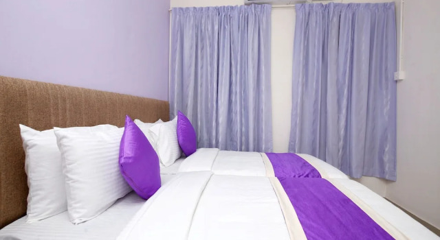 OYO 9797 Hotel Vbee Plaza, Забронировать Отель Отели штата Кералы с завтраком, Завтраки