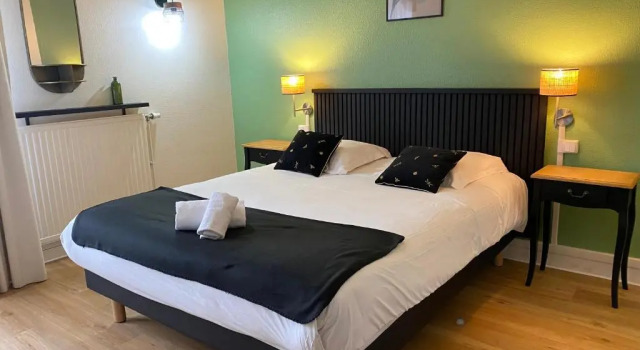 Номер Comfort Le Clos Du Pontic Logis et CitHotel