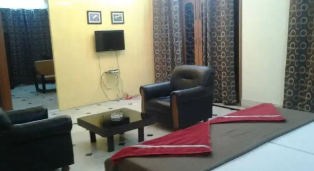Oindrilla Hospitality Service Apartment CK - 229, Забронировать Апартаменты/квартира Апартаменты Калькутты, рядом с Университет Алиах, Апартаменты/квартира