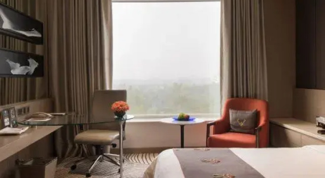 Клубный номер Executive с видом на город Sheraton New Delhi Hotel