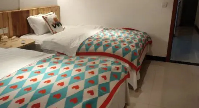 Номер Standard Beichuan Shiyi Huaguo Hotel