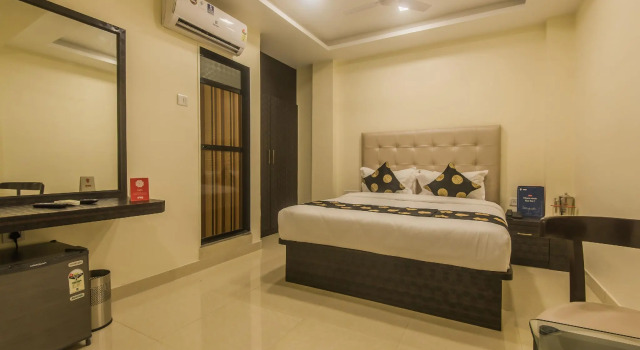 OYO 10005 Borivali