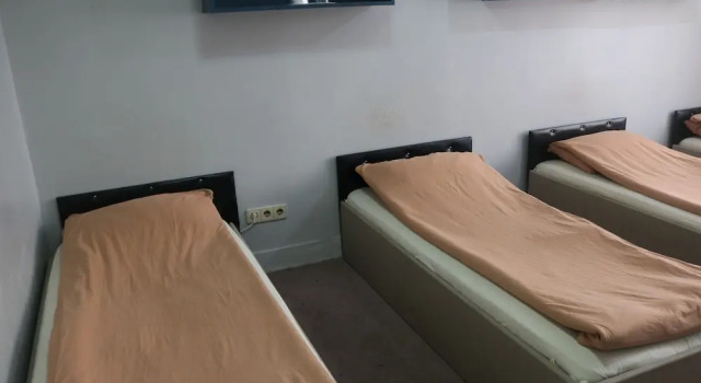 Четырёхместный номер Comfort с видом на город Konya Zafer Pansiyon - Hostel