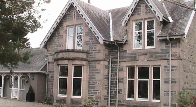 Avondale House, Забронировать Отель «постель и завтрак» Кингасси Cairngorms, рядом с Ruthven Barracks