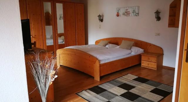 Двухместный номер Standard с балконом и с видом на горы Hotel Garni Botenwirt