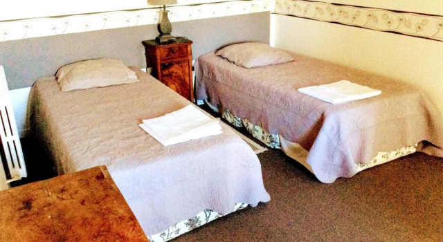 Villa With 6 Bedrooms in Salies, With Private Pool and Enclosed Garden, Réserver Villa Hôtels à Donnazac avec parking, Parking
