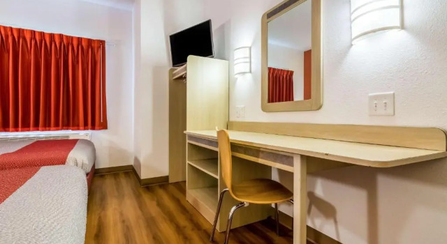 Четырёхместный номер Premium Motel 6 Fort Mill, SC - Charlotte