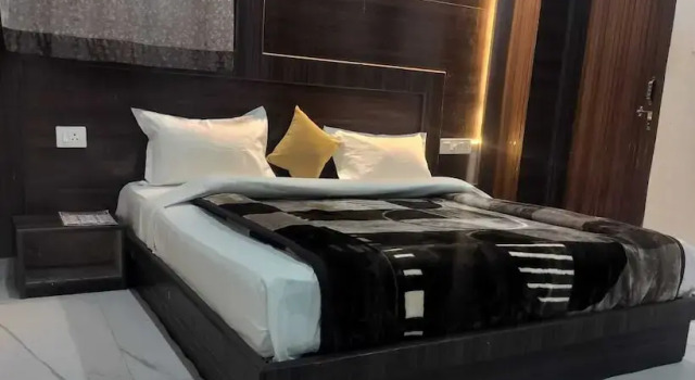 Hotel Shri Mohini Kunj Vindavan By HRG