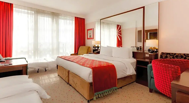 Семейный номер Executive Carlton Hotel Blanchardstown