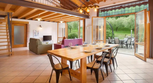 Casa del Bosco in Affi, Prenota Hotel Hotel a Veneto con parcheggio, Parcheggio