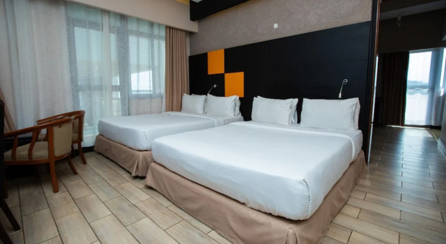 Двухместный номер Standard Gold Crest Hotel