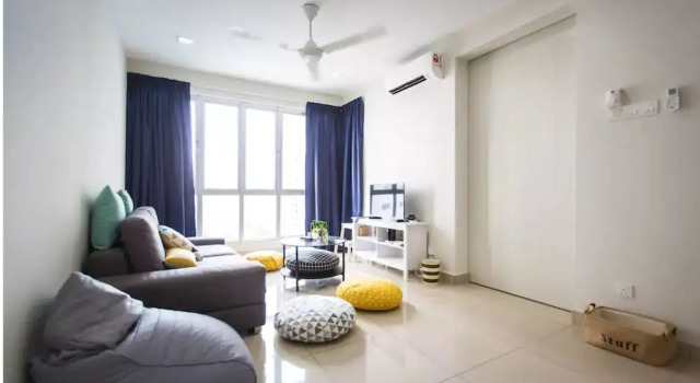 Maxim Citylight Sentul by SYNC