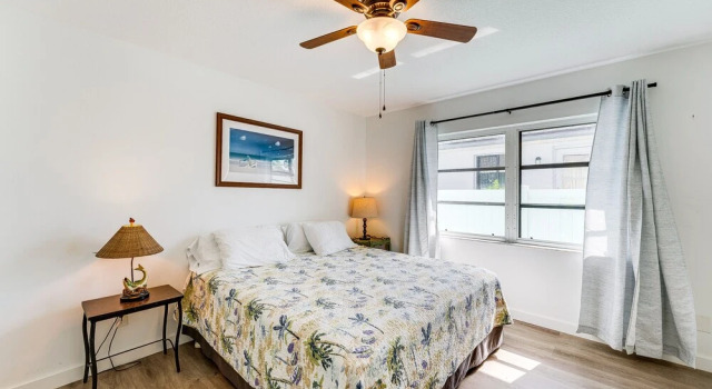 Pet-friendly Englewood Getaway Near Ocean!