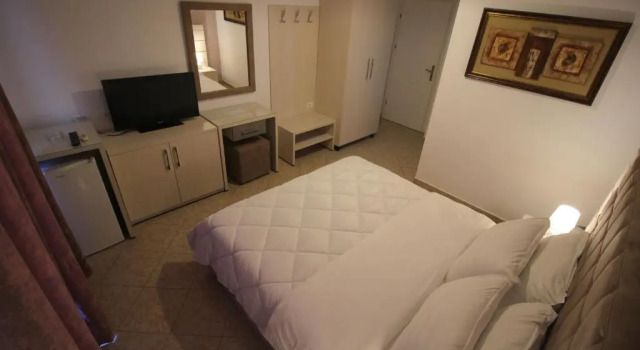 Standardowy dwuosobowy pokój i balkonem Julia Hotel