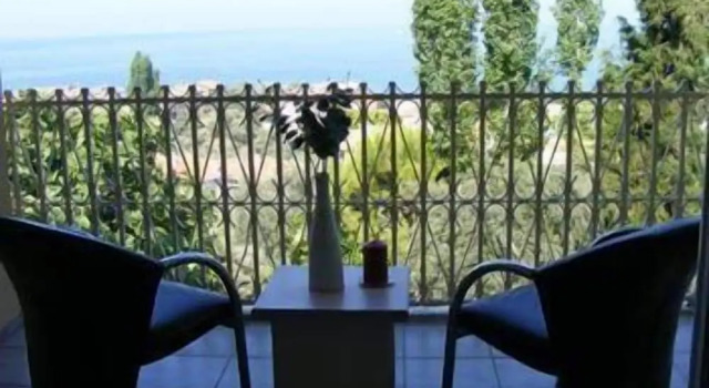 Семейные апартаменты с балконом ASIA APART HOTEL