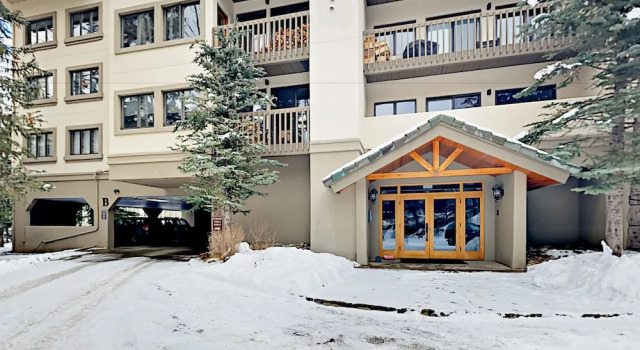 1206 Village Road Condo Unit B206 1 Bedroom 2 Bathrooms Condo, Забронировать Апартаменты/квартира Апартаменты Бивер-Крик, рядом с Гонконгский Диснейленд, Апартаменты/квартира
