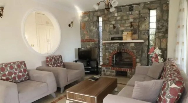 Villa XT15 by JoyLettings