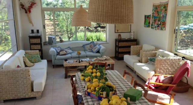 B&B Finestre Tra Gli Ulivi, Book Hotel Hotels in Mesagne with Parking, Parking