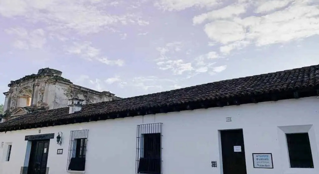Casita del Escritor, Забронировать Апартаменты/квартира Апартаменты Антигуа-Гватемалы, рядом с Смотровая площадка «Серро-де-ла-Крус», Апартаменты/квартира