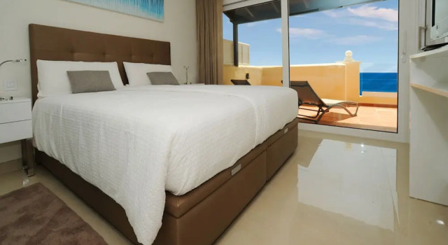 Luxury villa sea views by CanariasGetaway, Prenota Villa Hotel a Gran Canaria con parcheggio, Parcheggio