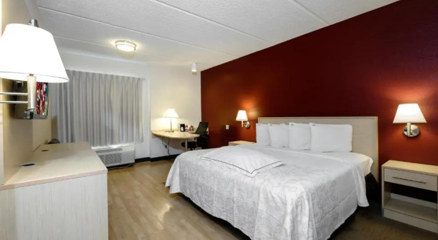 Двухместный номер Premium Red Roof Inn PLUS + Gainesville