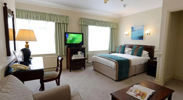 Четырёхместный семейный номер Standard Best Western Lamphey Court Hotel and Spa