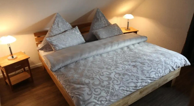 Ferienwohnung Am See, Забронировать Отель Раудерфен East Frisia