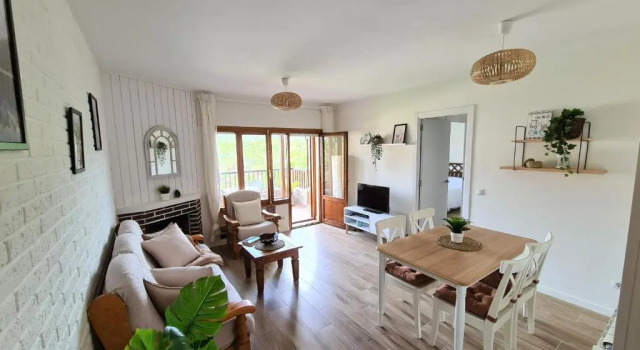 Apartamento Mirador Valdeiglesias, Varaa Huoneisto Hotellit Madridin maakunta pysäköinnillä, Pysäköinti