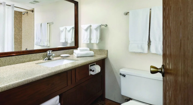 Двухместный номер Standard с видом на бассейн Ramkota Hotel & Conference Center