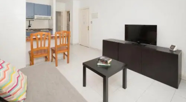 Apartamento Los Cármenes, Забронировать Апартаменты/квартира Отели Канарских островов с бассейном, Бассейн