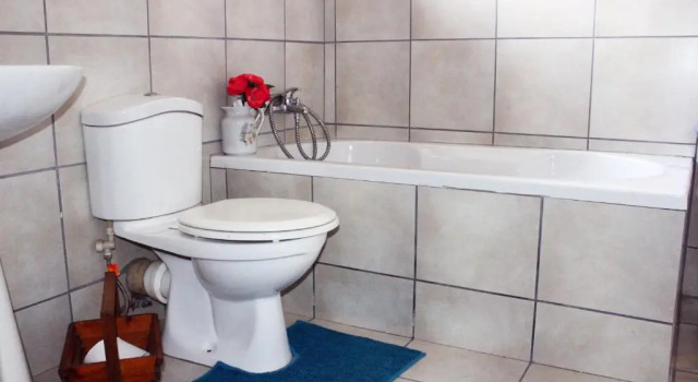 Кровать в общем номере Garden Route Stay