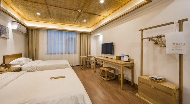 Wuyishan Old Street Hill Lodge, Book Bed and Breakfast Hotels in Nanping with Breakfast, Breakfasts