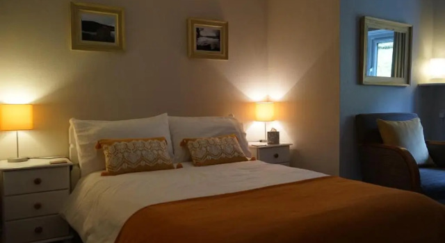 Lundie View B & B, Rezervați Hotel Invergarry Highlands
