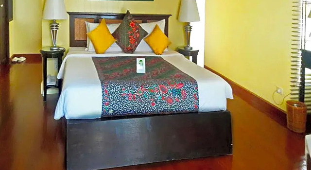 Семейный номер Standard Baan Bayan Beachfront Hotel