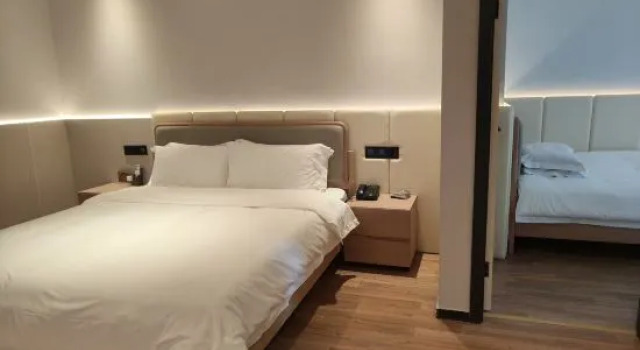 Люкс Ribo Boutique Hotel Linhai
