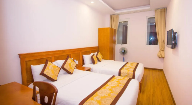 Четырёхместный номер Superior Hồng Tùng Hotel