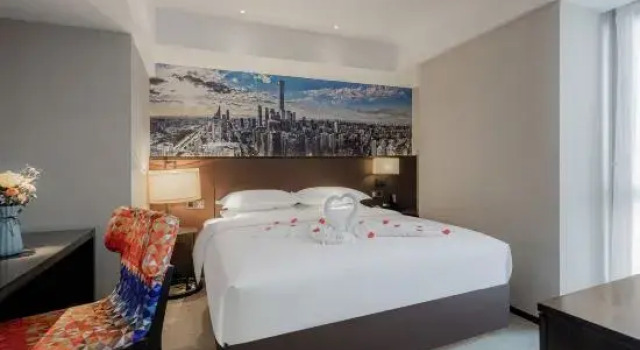 Люкс Business Ouxia Yuejing Hotel (Changsha Helong Gymnasium Huangtuling Metro Station)