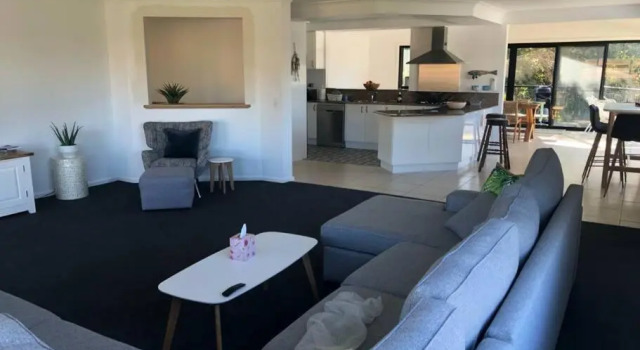 Rainbow Beachhouse - deluxe, pristine location, Rezervasyon Otel Bonny Hills 