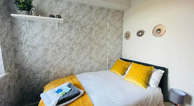 Townhouse @ 110 Etruria Vale Road Stoke, Забронировать Дом для отпуска Сток-он-Трент Стаффордшир