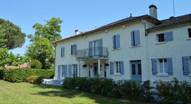 Domaine de l'Arnaudière, Prenota Hotel Hotel a Aquitania con parcheggio, Parcheggio
