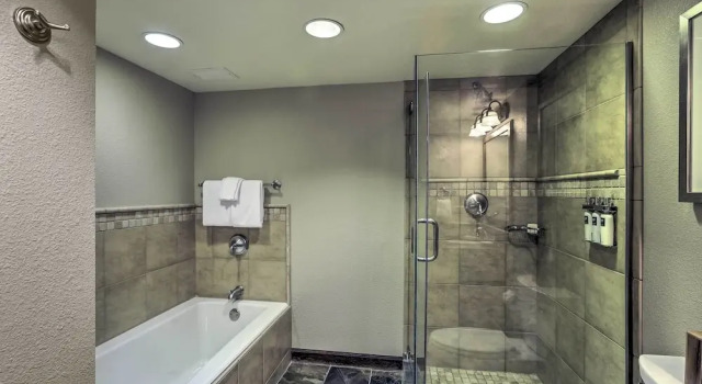 Апартаменты 6 Mi to Lake Tahoe: Everline Resort Retreat!