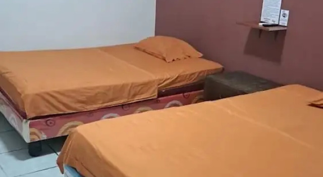 Hostal Vinos de Merida, Prenota Hotel Hotel economici a Manta, vicino a Tarqui Beach