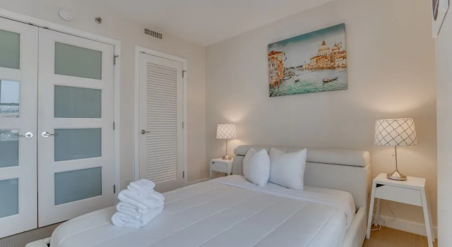 Furnished 2 Bedroom Apartment near National Museum 2 Apts by RedAwning, Забронировать Апартаменты/квартира Northwest , рядом с Smithsonian Institution Building