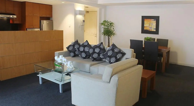 Апартаменты Deluxe Leman Luxury Suite with Rooftop Pool & Gym