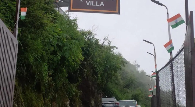 Spandan Villas, Rezervovat Hotel Dhanaulti Uttarakhand