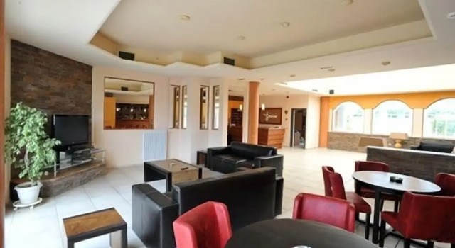 Hotel Kalloni, Rezerwuj Hotel Hotele w Pelion z parkingiem, Parking