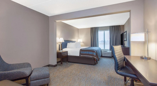 Двухместный номер Standard La Quinta Inn & Suites by Wyndham Mooresville